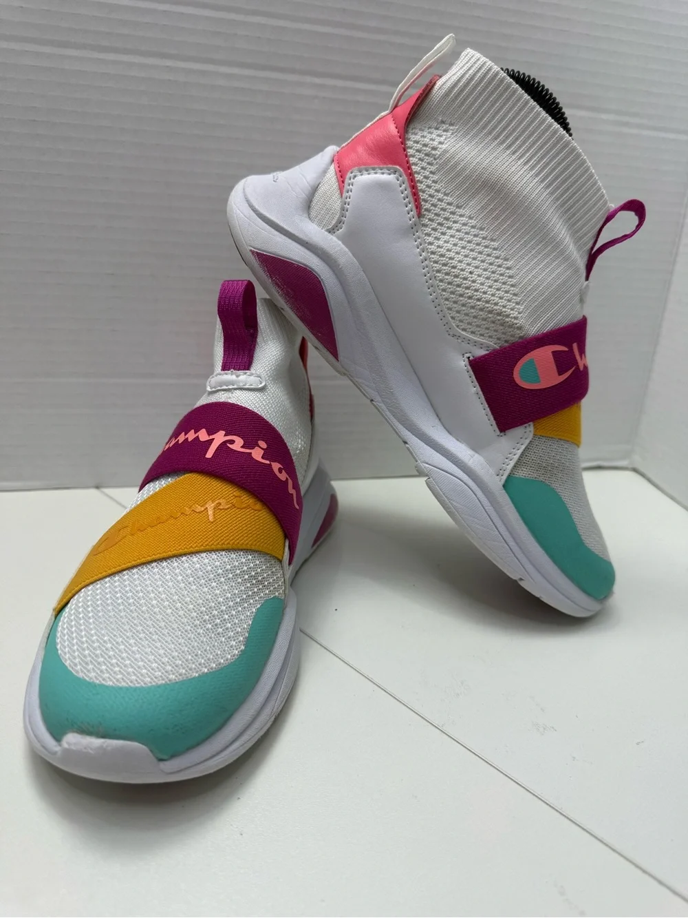 Champion Women's Lady Legend V CB High-Top SNEAKER Sz 6